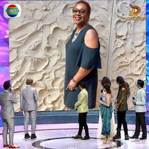 Meet your Posher, Johnette